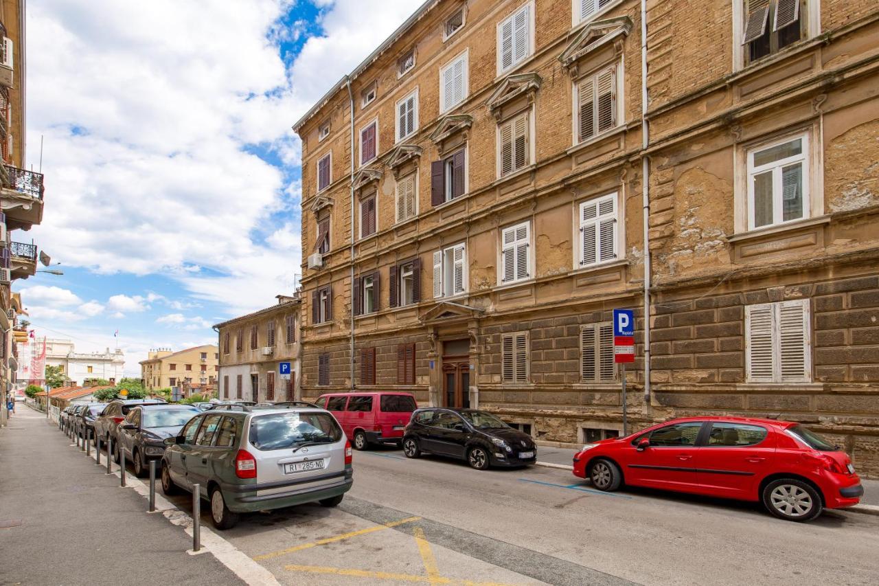 Quiet Center Apartments Рийека Екстериор снимка