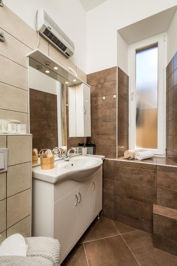Quiet Center Apartments Рийека Екстериор снимка