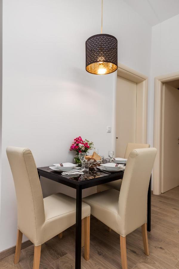 Quiet Center Apartments Рийека Екстериор снимка
